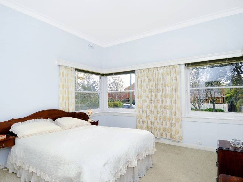 8 Chamberlain Street, Ashburton VIC 3147