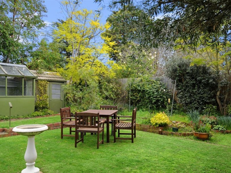 8 Chamberlain Street, Ashburton VIC 3147