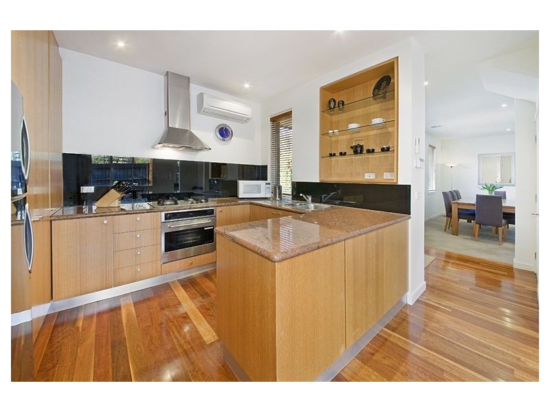 2/12 Duke Street, Ashburton VIC 3147