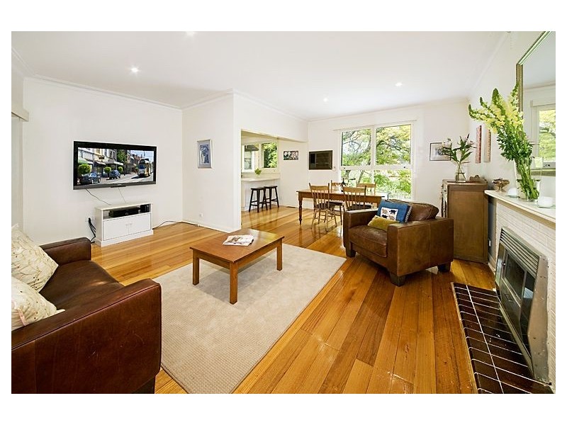 18 Leonard Street, Ashwood VIC 3147