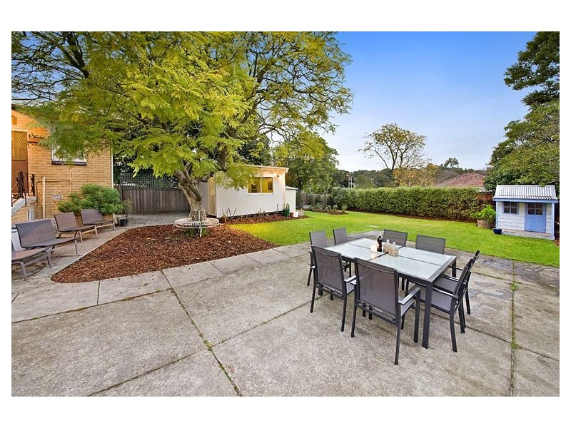 18 Leonard Street, Ashwood VIC 3147