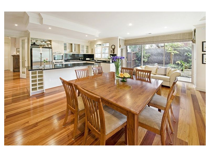 10 Bridges Street, Glen Iris VIC 3146