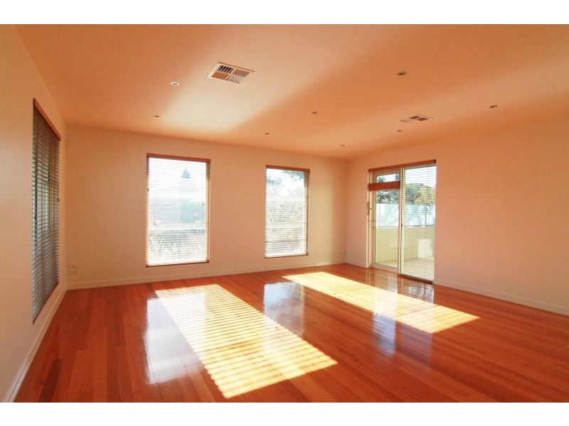 4/2 Moira Street, Malvern East VIC 3145