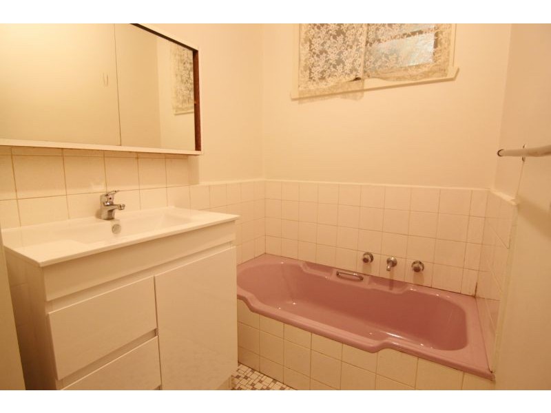 2/135 Manning Road, Malvern East VIC 3145