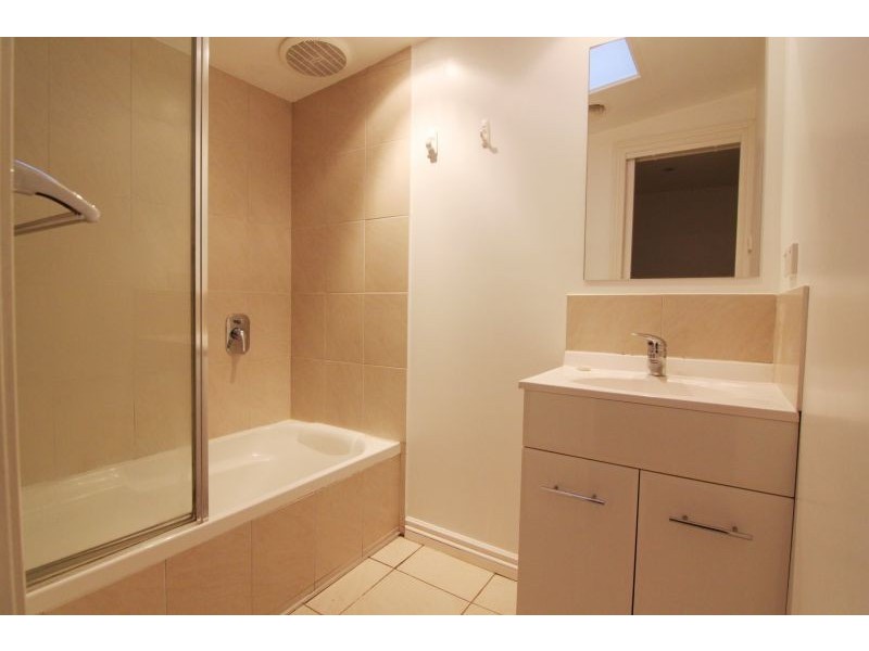 17 Barkly Avenue, Armadale VIC 3143