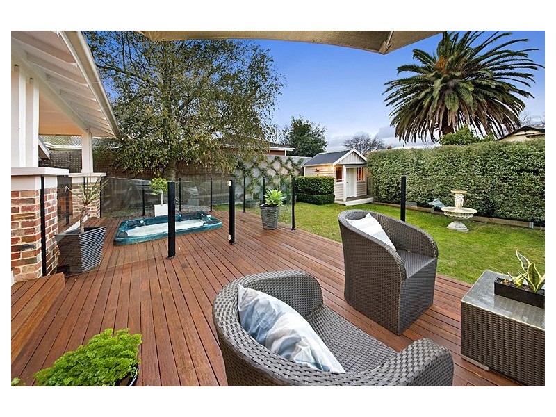 11 Halley Avenue, Camberwell VIC 3124