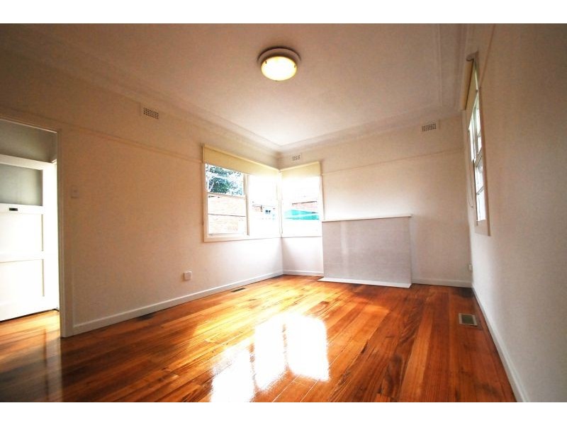 1 Warner Avenue, Ashburton VIC 3147