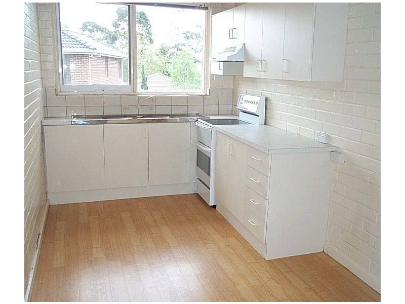 13/13 Churchill Ave, Chadstone VIC 3148