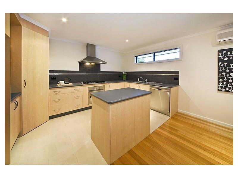 2/1 Arthur Street, Ashwood VIC 3147