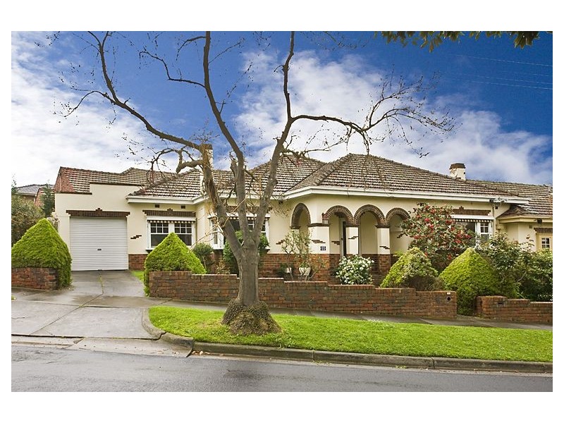 13 Harris Avenue, Glen Iris VIC 3146