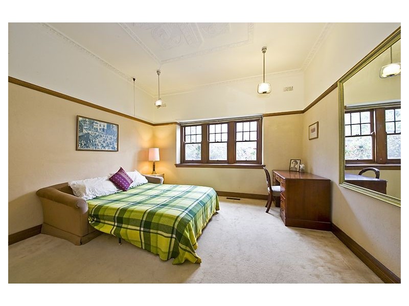 13 Harris Avenue, Glen Iris VIC 3146