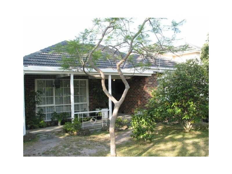 33 Midlothian Street, Malvern East VIC 3145