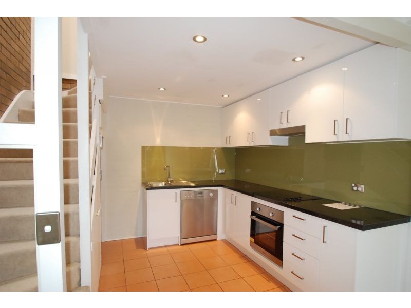 4/20 Johnstone Street, Malvern VIC 3144