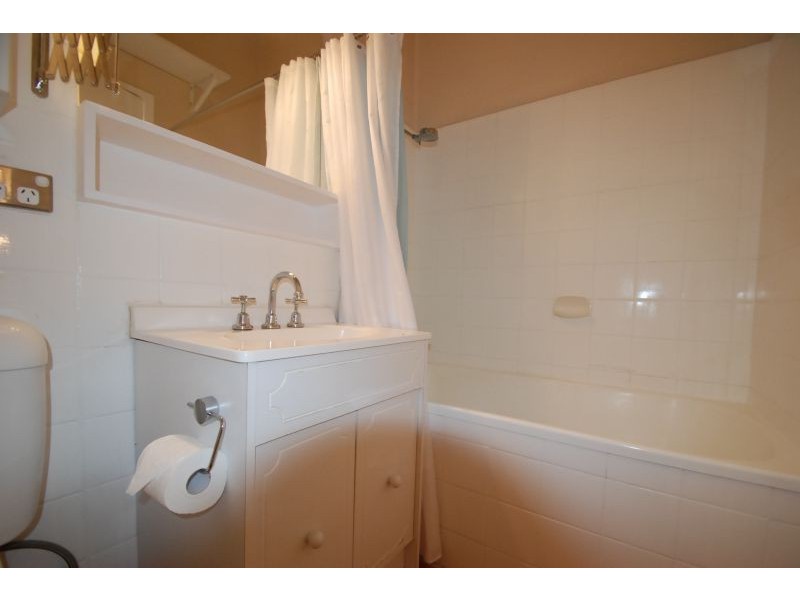 4/20 Johnstone Street, Malvern VIC 3144