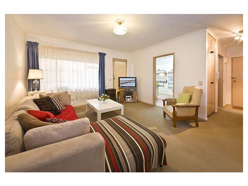 2/64 Edgar Street North, Glen Iris VIC 3146