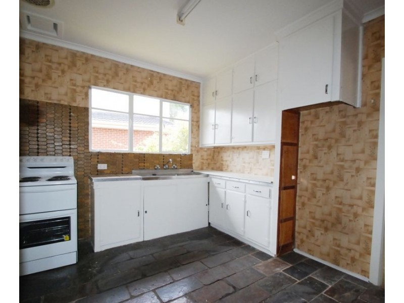 5 Melinga Crescent, Chadstone VIC 3148