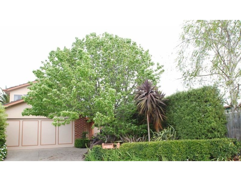 7 Bowlers Way, Malvern East VIC 3145