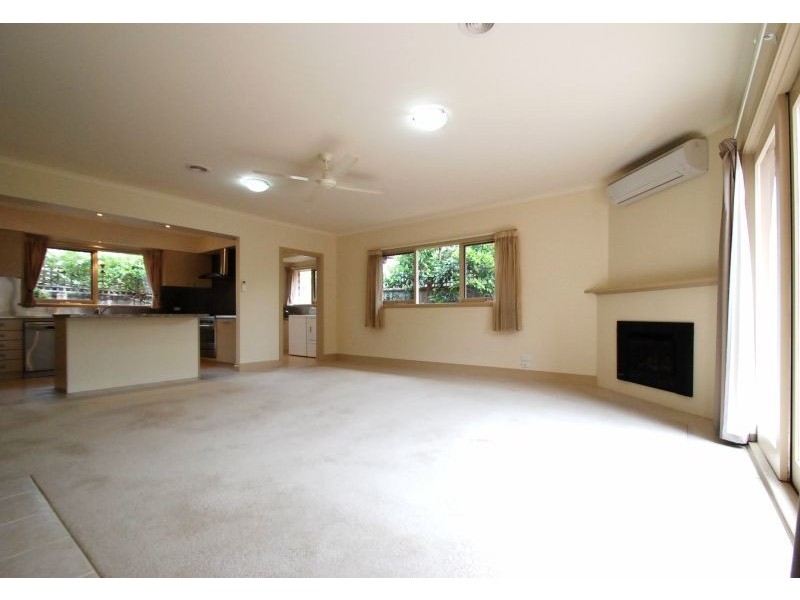 7 Bowlers Way, Malvern East VIC 3145