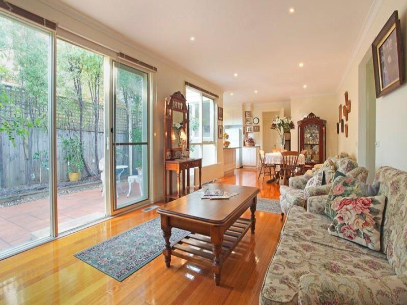 2/12 Allenby Avenue, Glen Iris VIC 3146