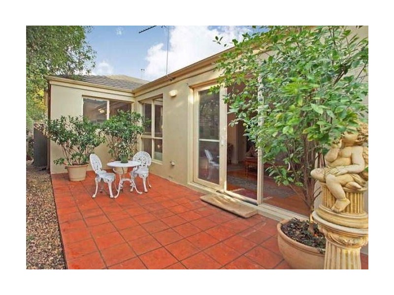 2/12 Allenby Avenue, Glen Iris VIC 3146