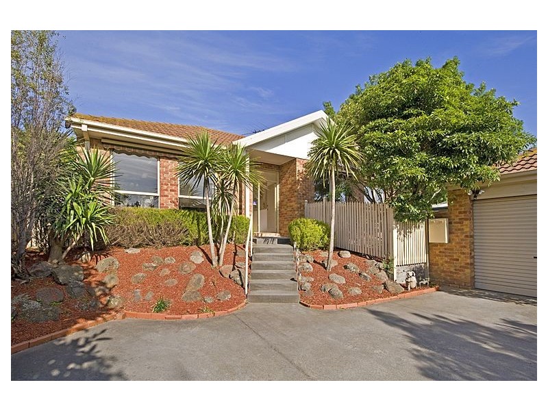 2/20 Winbirra Parade, Ashwood VIC 3147