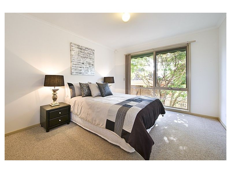 2/20 Winbirra Parade, Ashwood VIC 3147