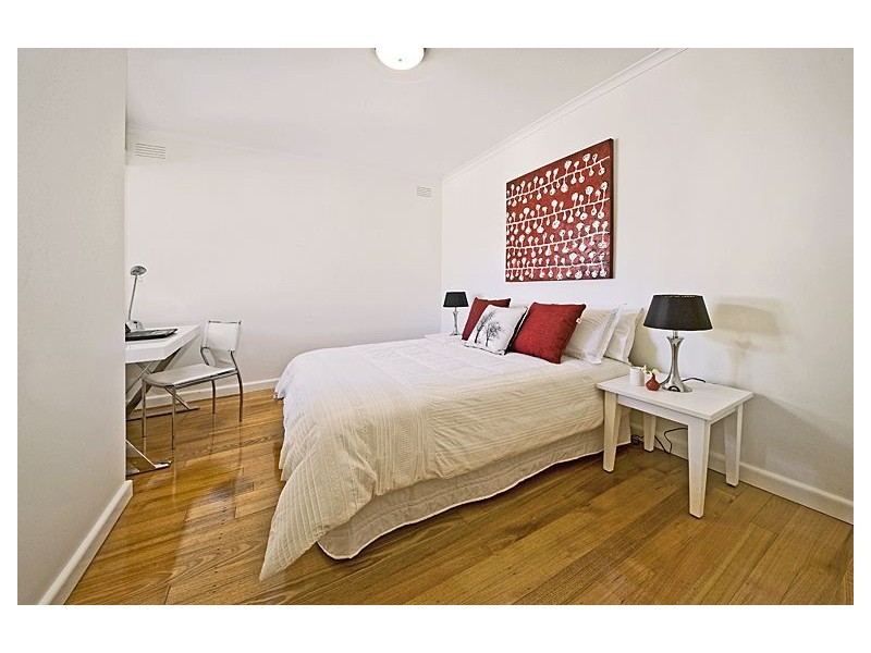 1/2 Maverston Street, Glen Iris VIC 3146