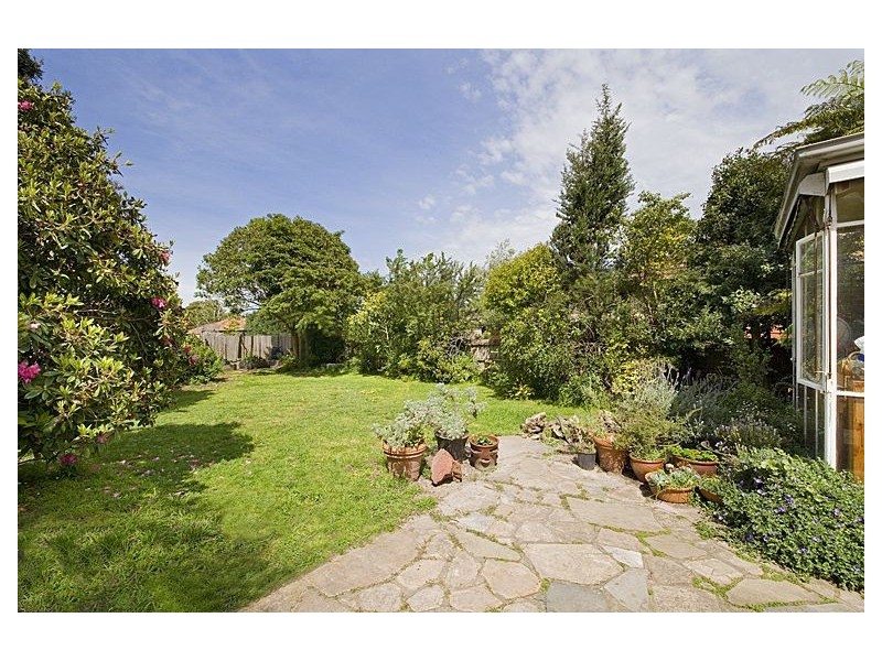 82 Roslyn Street, Burwood VIC 3125