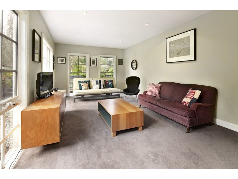 15 Martin Road, Glen Iris VIC 3146