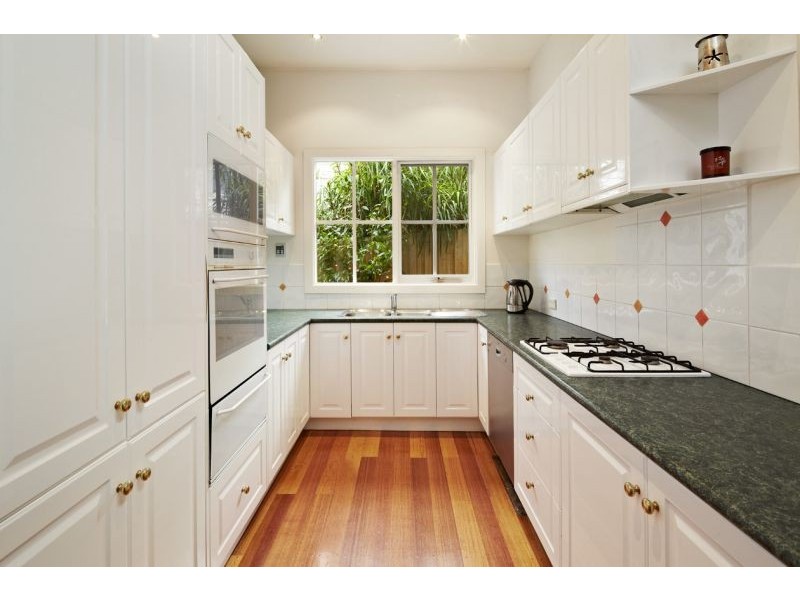 15 Martin Road, Glen Iris VIC 3146