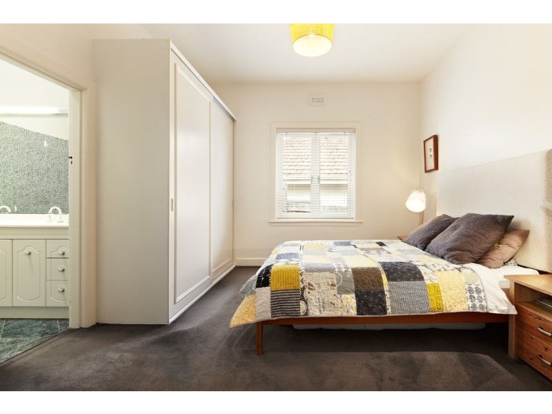 15 Martin Road, Glen Iris VIC 3146