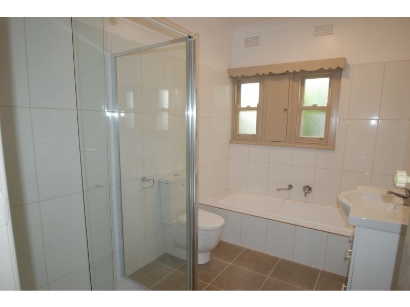 1/76 Drummond Street, Chadstone VIC 3148