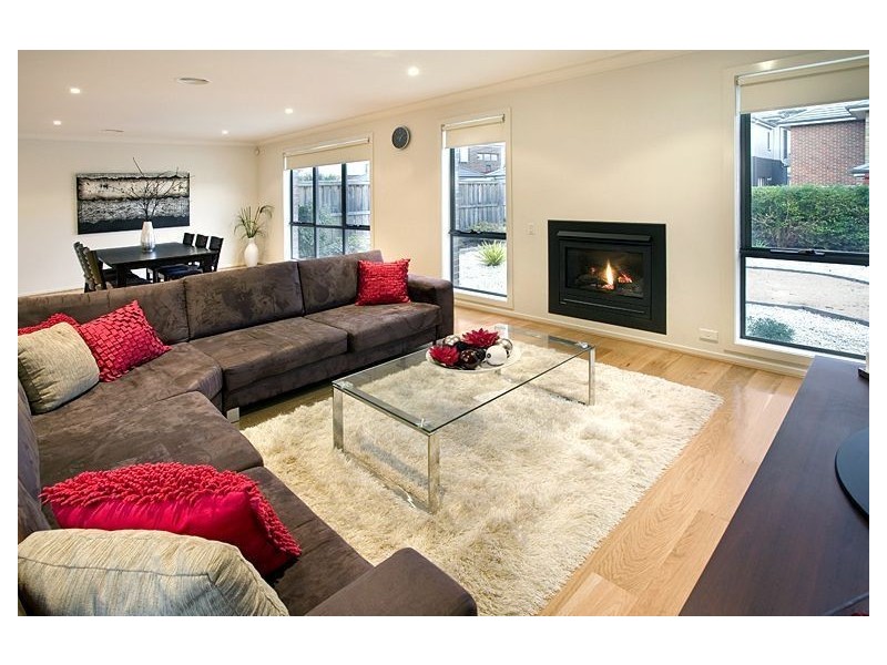 4 Maiden Court, Burwood VIC 3125