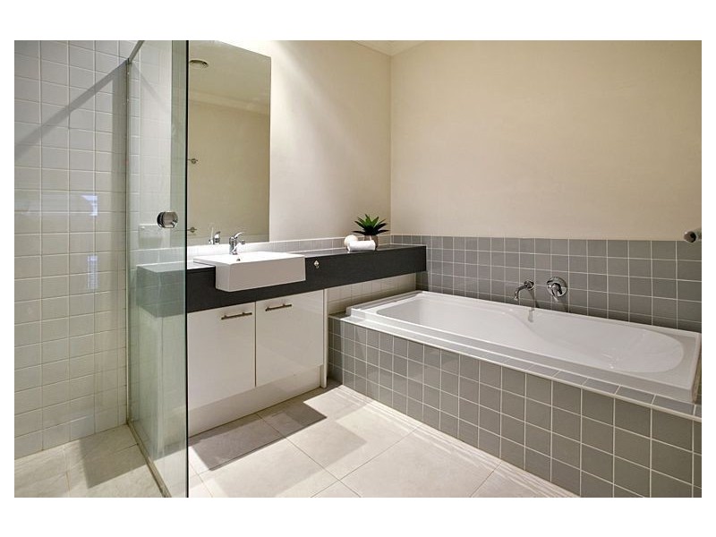 4 Maiden Court, Burwood VIC 3125