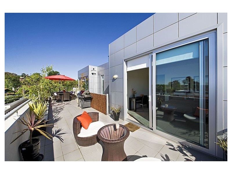 18/1737 Malvern Rd, Glen Iris VIC 3146