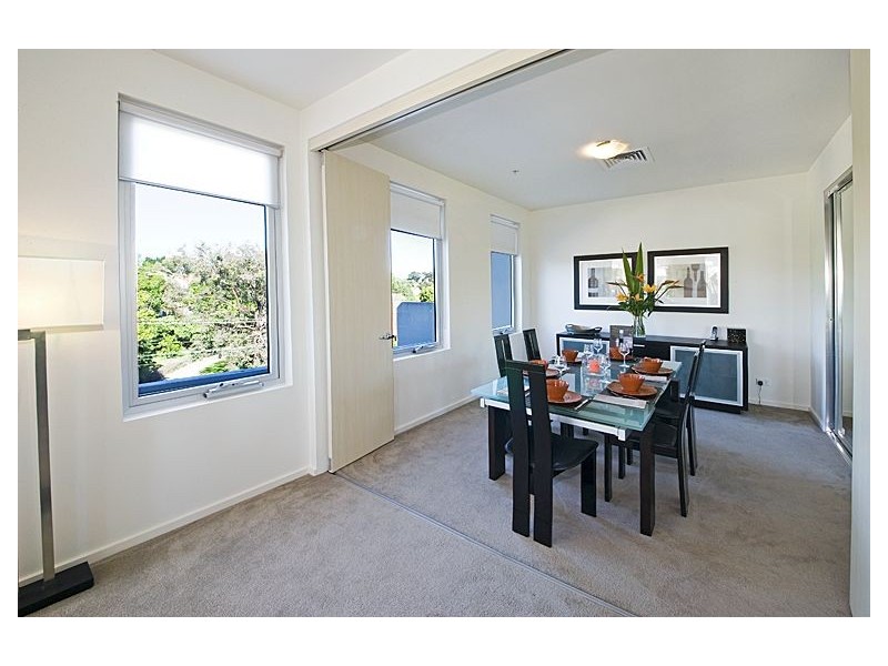 18/1737 Malvern Rd, Glen Iris VIC 3146