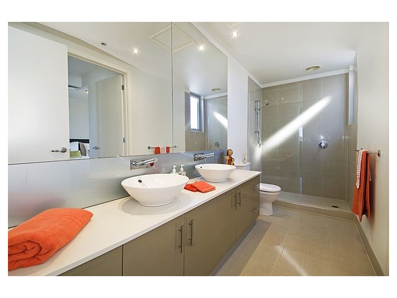 18/1737 Malvern Rd, Glen Iris VIC 3146