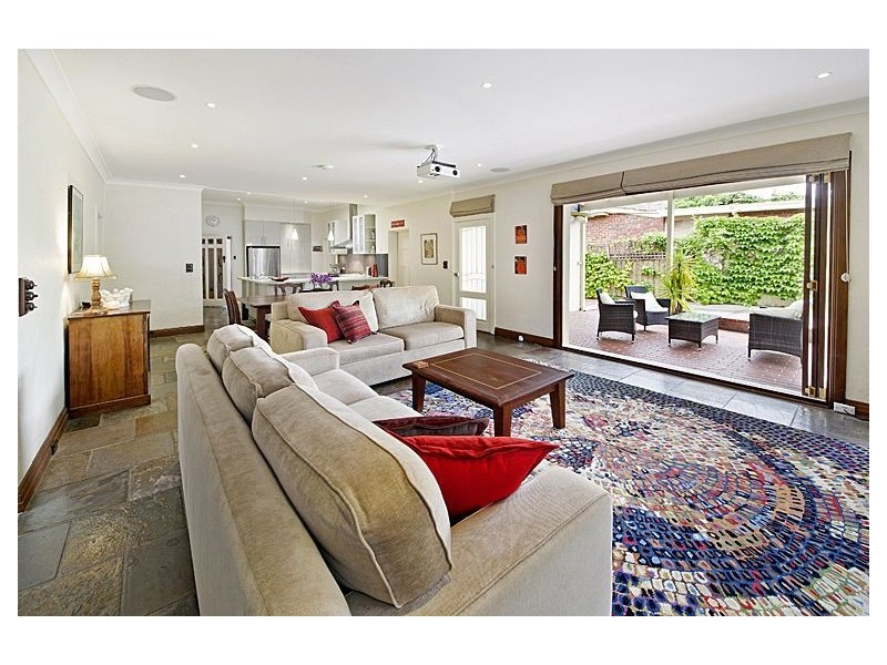 11 Brandon Street, Glen Iris VIC 3146