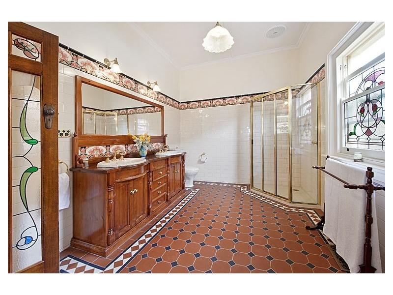 11 Brandon Street, Glen Iris VIC 3146