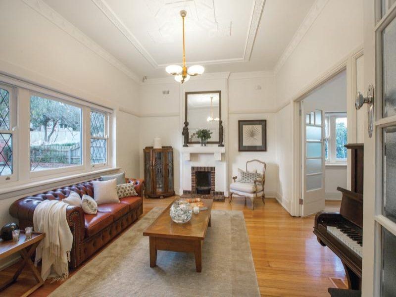 33 Park Road, Glen Iris VIC 3146