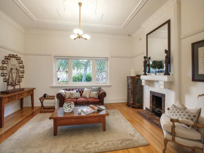 33 Park Road, Glen Iris VIC 3146