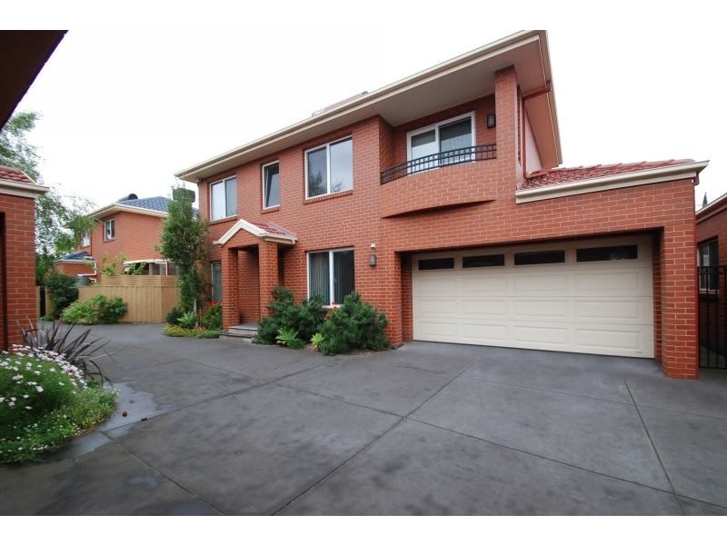 2/49 Edgar Street, Glen Iris VIC 3146