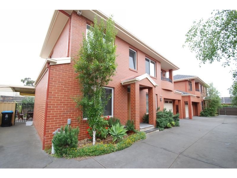2/49 Edgar Street, Glen Iris VIC 3146