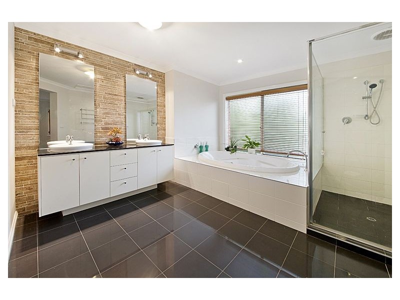 18 Jordan Street, Ashwood VIC 3147