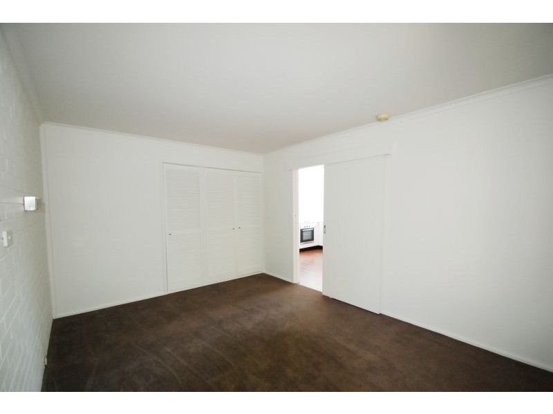 3/2 June Crescent, Glen Iris VIC 3146