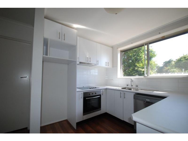 3/2 June Crescent, Glen Iris VIC 3146
