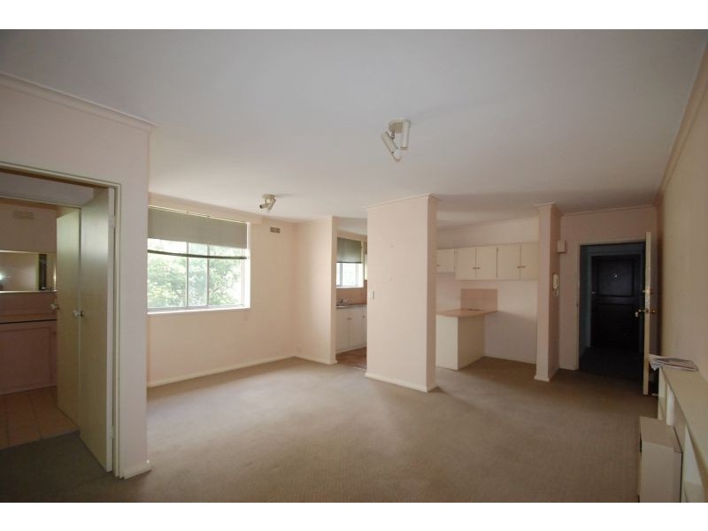 8/65 Edgar Street North, Glen Iris VIC 3146