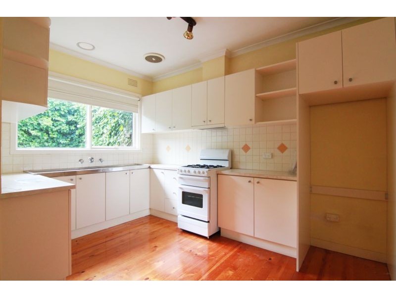 2/7 Halley Avenue, Camberwell VIC 3124