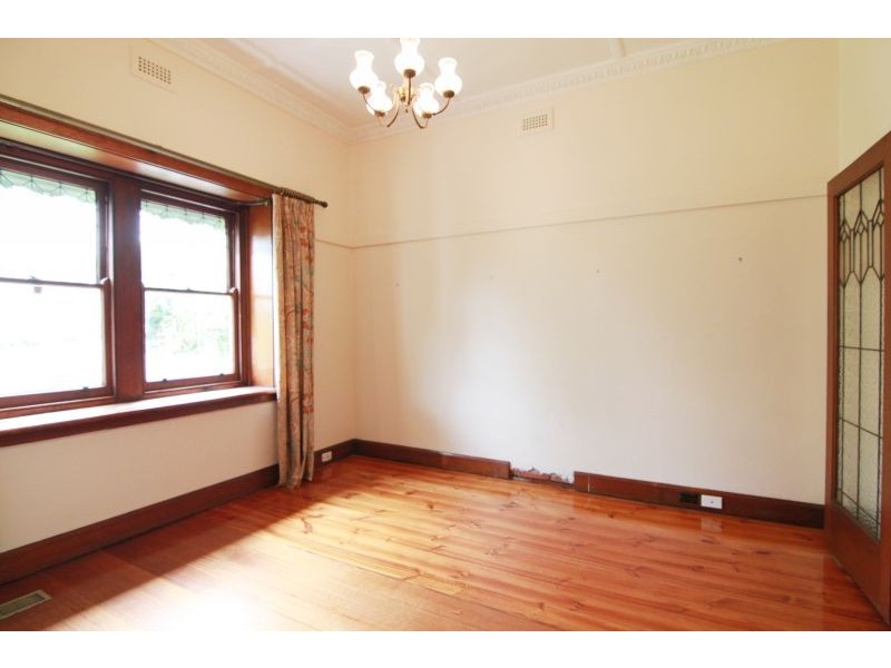 3 Mont Iris Avenue, Glen Iris VIC 3146