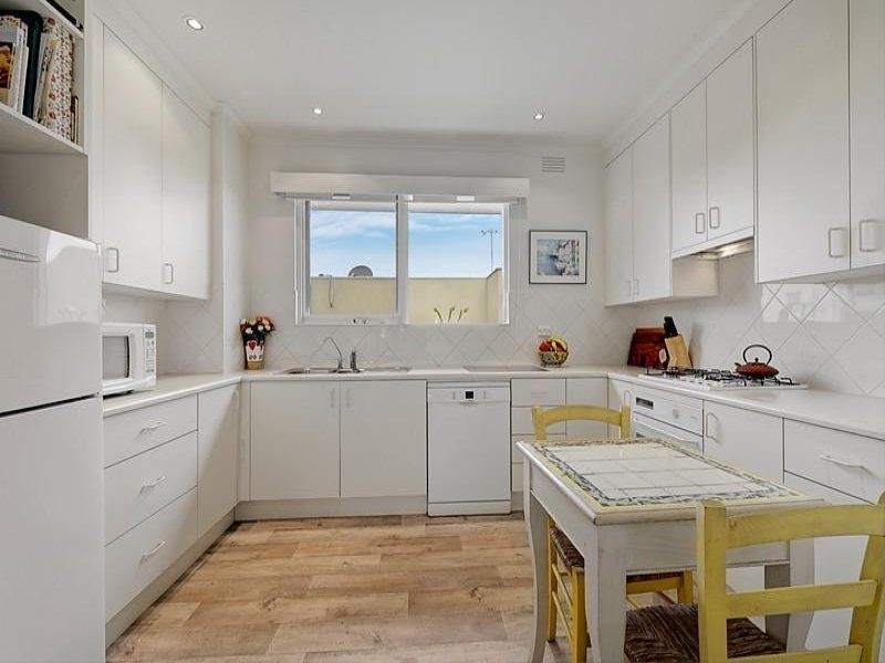 6/2 Belmont Avenue, Glen Iris VIC 3146